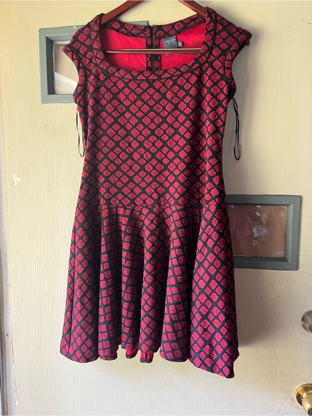 Gabby Skye Red and Black Geometric Fit & Flare Mini Dress